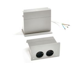 Linero MosaiQ eBoxx-Set Steckdosenanwendung in Titangrau / Steckdosen / Relingsystem / Kesseböhmer